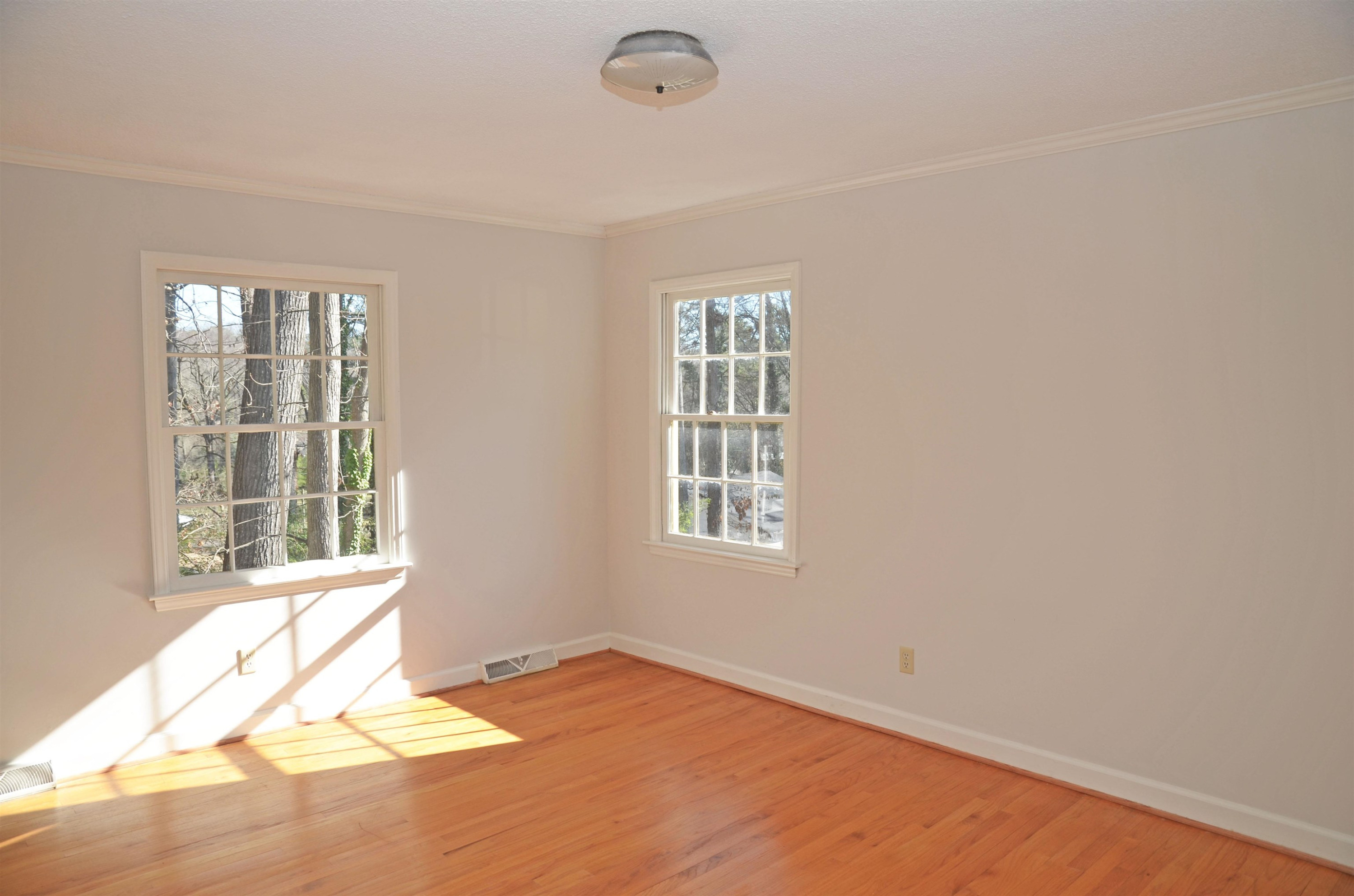 4112 Amherst Lane Raleigh, NC 27609 - Photo 18 of 28 Photo 18
