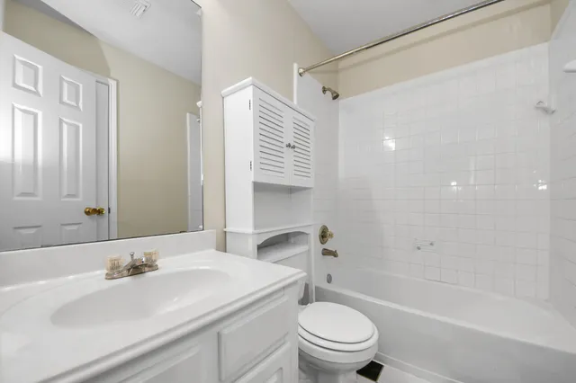 $2,600 | 10214 White Oak Trail Lane, Houston, TX 77064