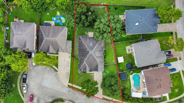 $2,600 | 10214 White Oak Trail Lane, Houston, TX 77064