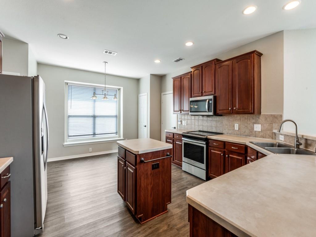 2313 Campfire Lane Frisco, TX 75033 - Photo 11 of 25