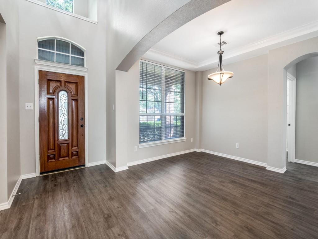 2313 Campfire Lane Frisco, TX 75033 - Photo 2 of 25