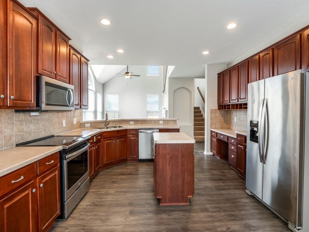 2313 Campfire Lane Frisco, TX 75033 - Photo 9 of 25