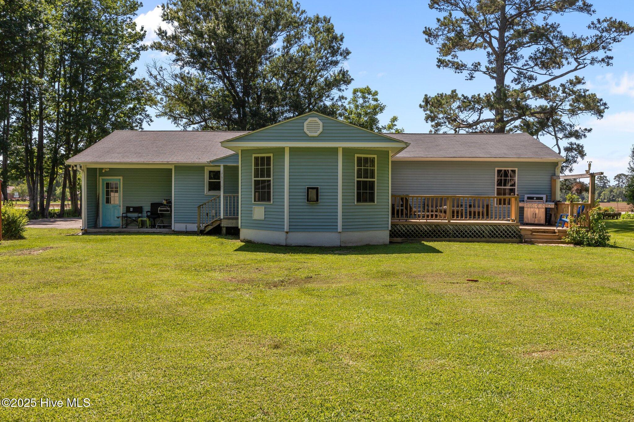 1850 Highsmith Road Burgaw, NC 28425 - Photo 34 of 40 42-web-or-mls-IMG_3524