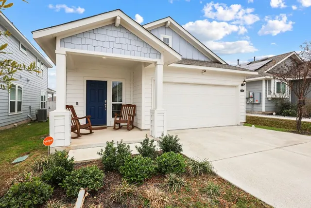 $329,000 | 161 Appleberry Lane, Elgin, TX 78621