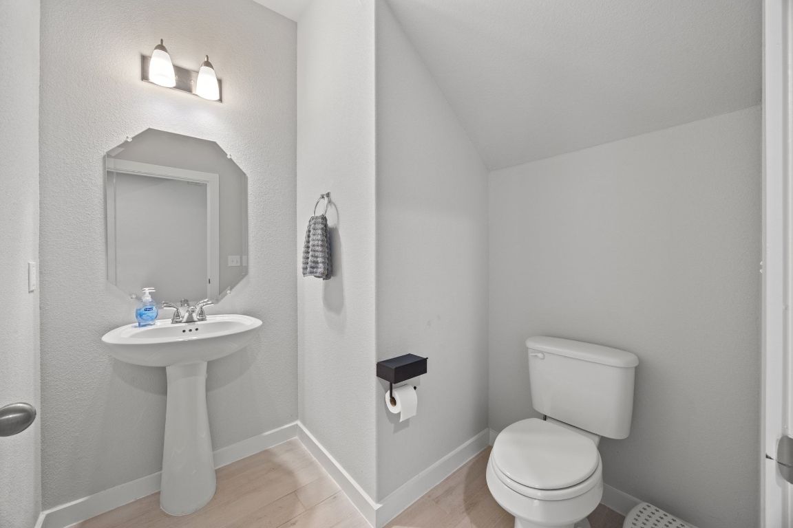 161 Appleberry Lane Elgin, TX 78621 - Photo 6 of 40 Half-bathroom, located on the main floor.