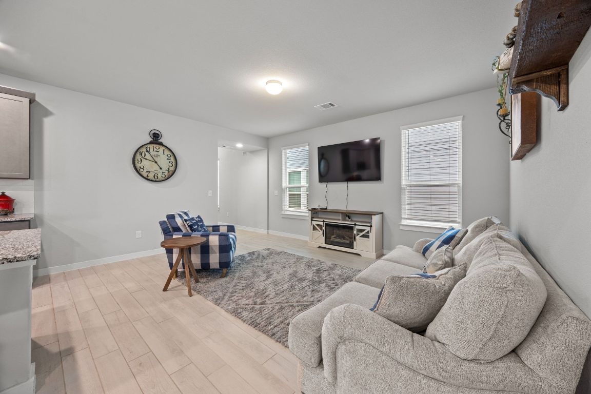 161 Appleberry Lane Elgin, TX 78621 - Photo 10 of 40