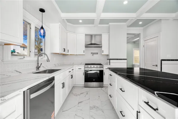 $529,999 | 15 Redfern Street, North Providence, RI 02911