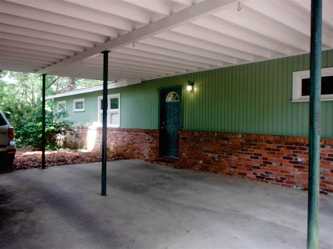 3247 Robinhood Road Tallahassee, FL 32312 - Photo 5 of 8 Gallery Image 5