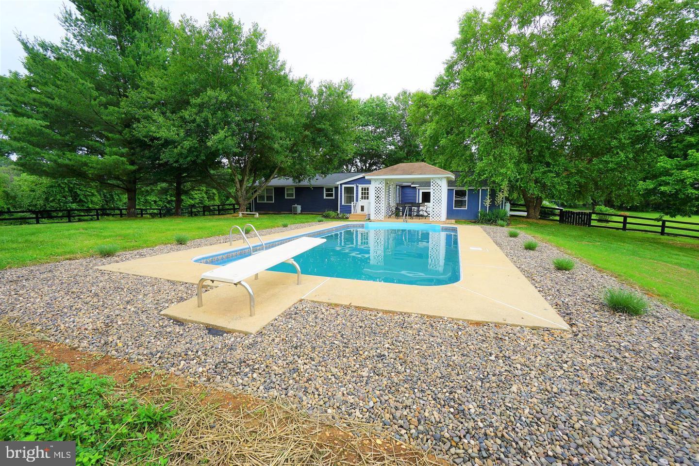 16119 Hampton Road Hamilton, VA 20158 - Photo 29 of 34 Gallery Image 29