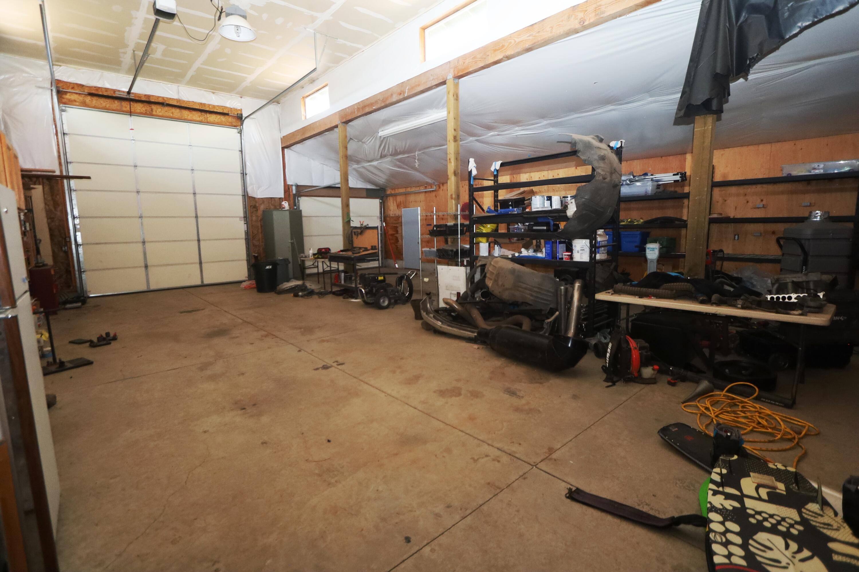 21491 Bear Creek Road Bend, OR 97701 - Photo 37 of 45 a view of a room with gym equipment