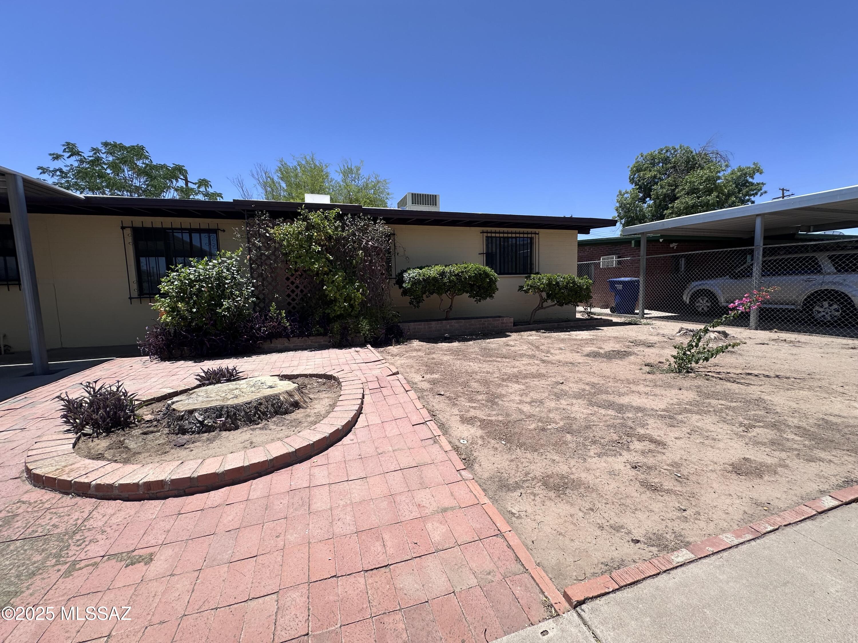 1339 West Pastime Road Tucson, AZ 85705 - Photo 4 of 30 Gallery Image 4