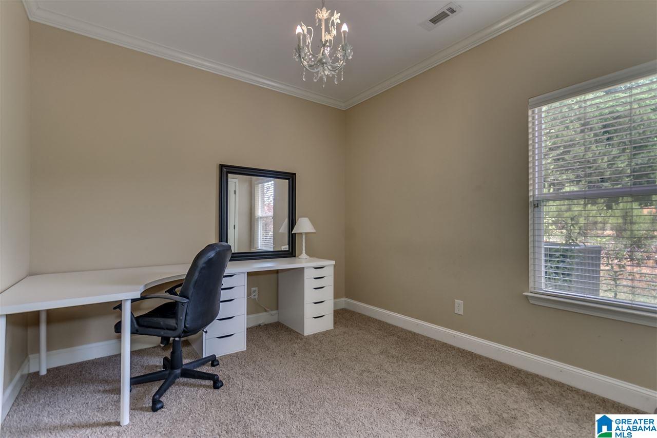 932 Valley Circle Leeds, AL 35094 - Photo 25 of 35