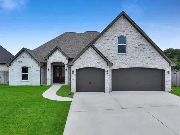 $450,000 | 6165 Carrie Lane, Beaumont, TX 77713