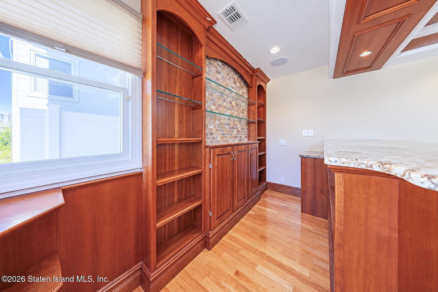 643 Rathbun Avenue Staten Island, NY 10312 - Photo 11 of 45 9