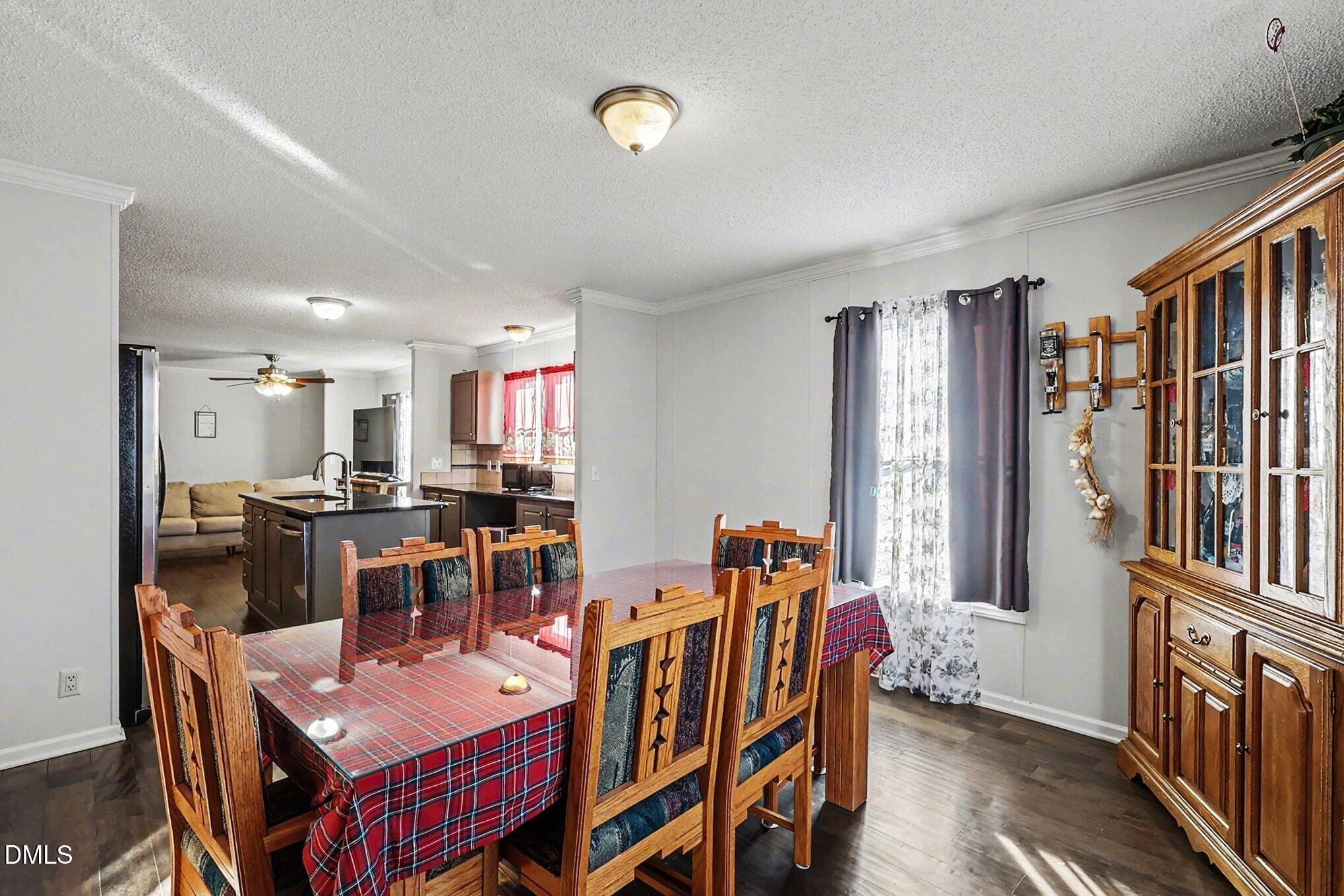 375 Camelia Road Benson, NC 27504 - Photo 9 of 32 013_file_9106