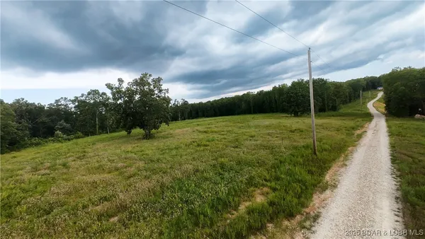 $95,130 | 2 Greystone Road, Eldon, MO 65026