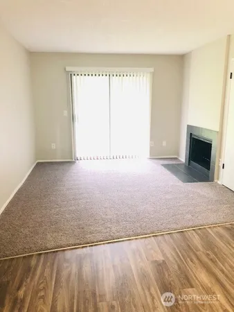 $1,600 | 12722 51st Avenue Northeast, Unit 5, Marysville, WA 98271