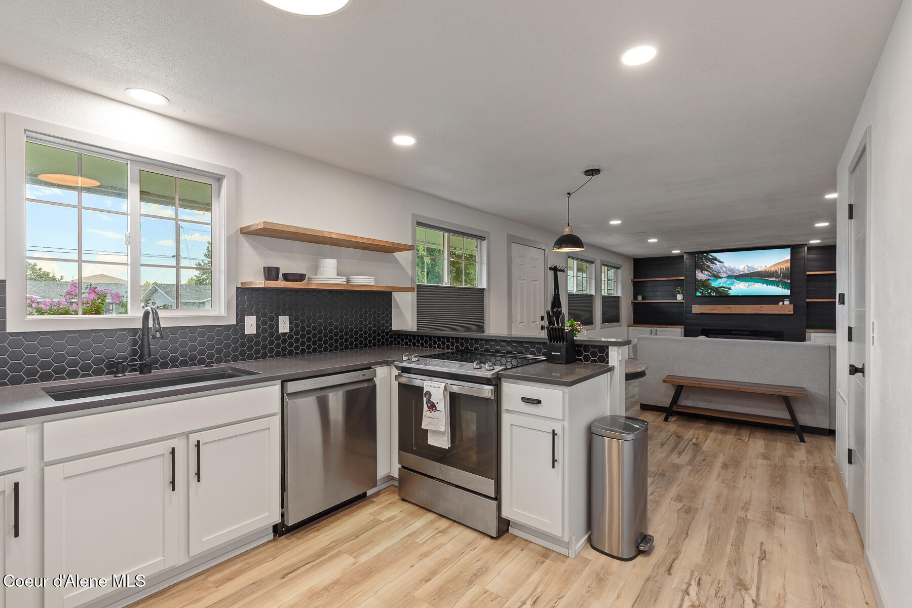 1504 East 3rd Avenue Post Falls, ID 83854 - Photo 12 of 47 1504 E 3rd Ave