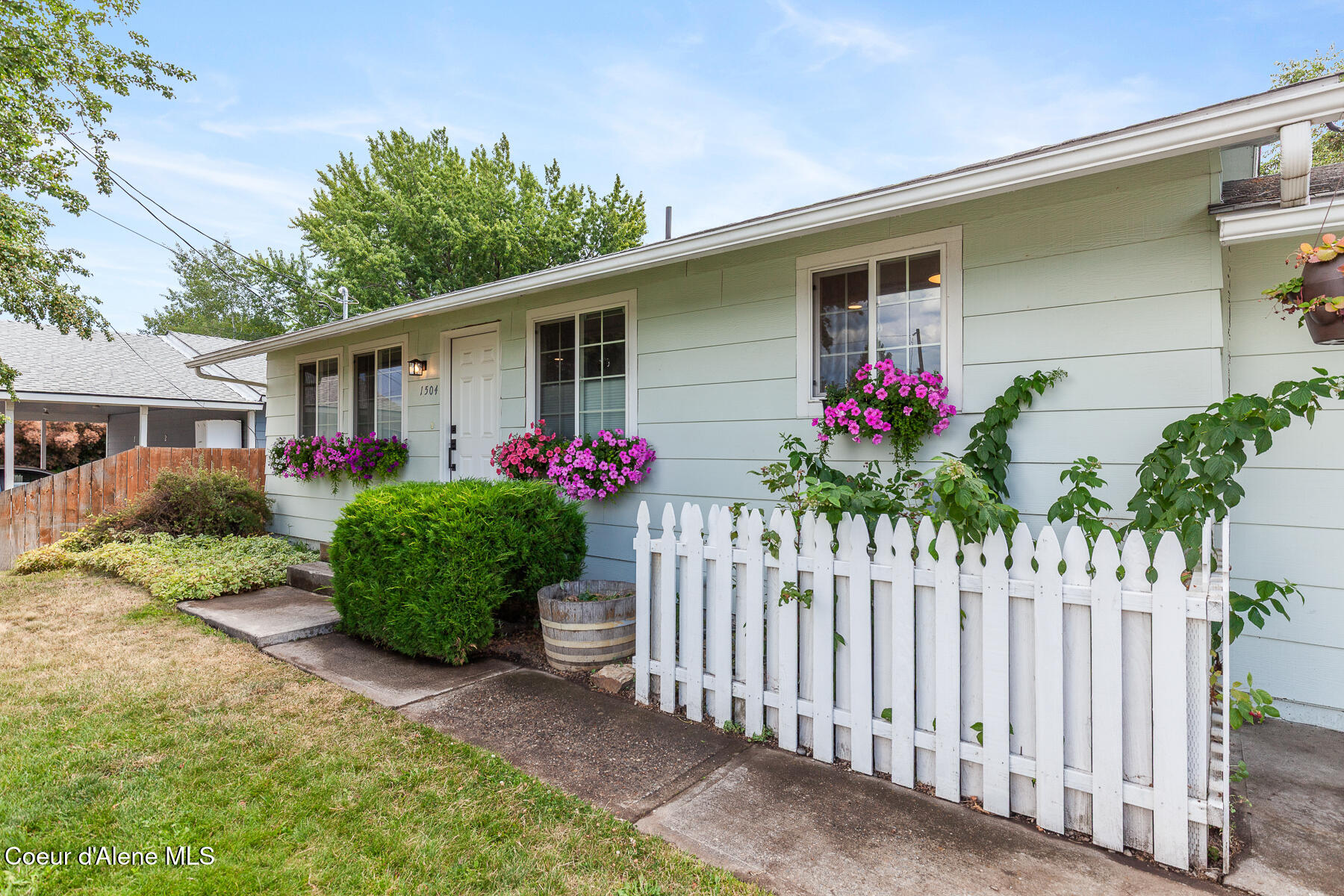 1504 East 3rd Avenue Post Falls, ID 83854 - Photo 4 of 47 1504 E 3rd Ave