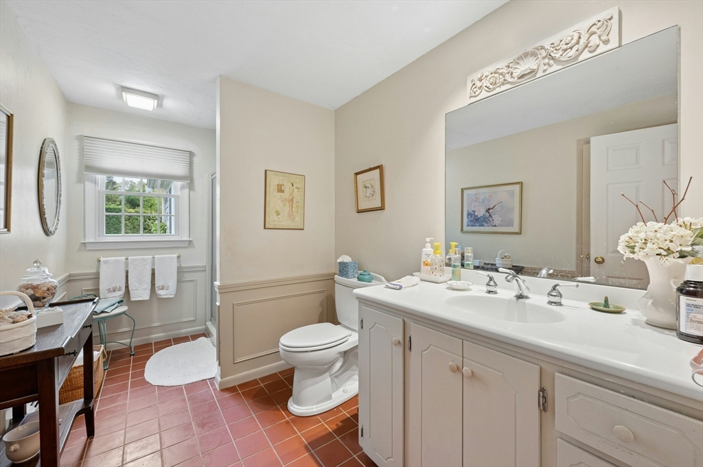 8 Viking Rock Road Yarmouth, MA 02664 - Photo 16 of 40
