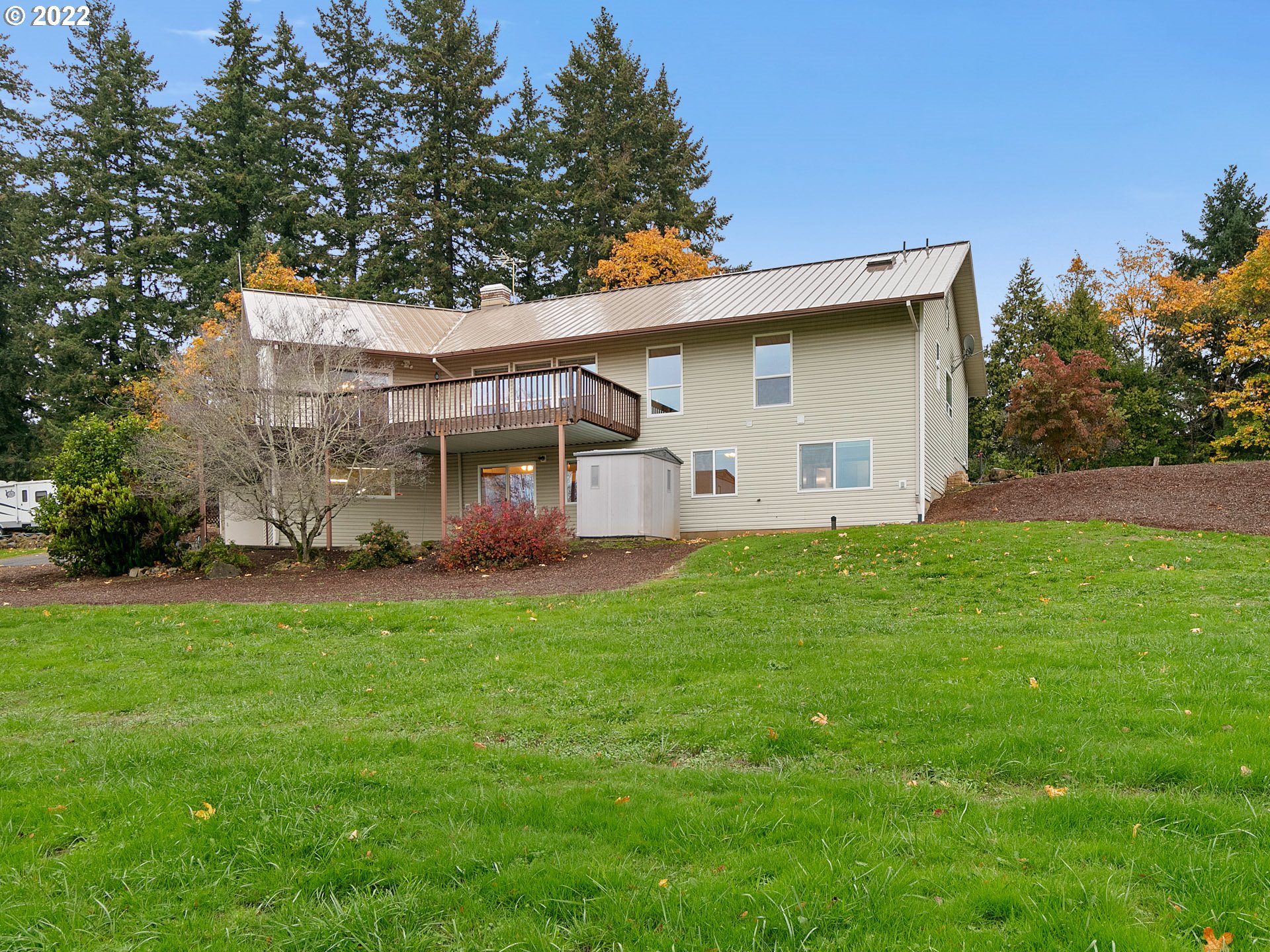 18708 Southeast Tillstrom Road Damascus, OR 97089 - Photo 25 of 35