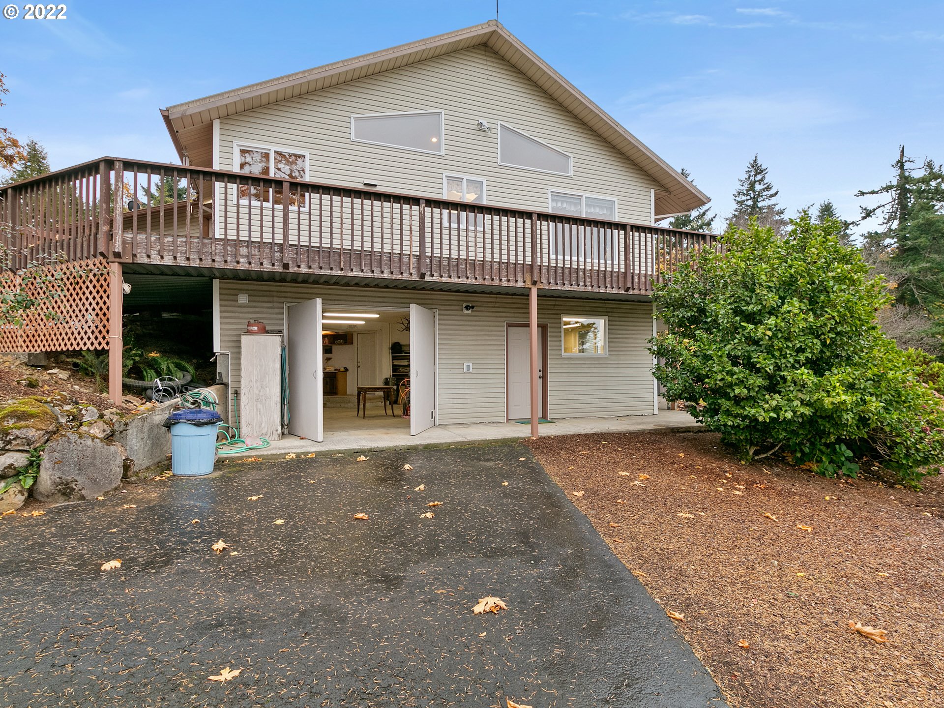 18708 Southeast Tillstrom Road Damascus, OR 97089 - Photo 29 of 35