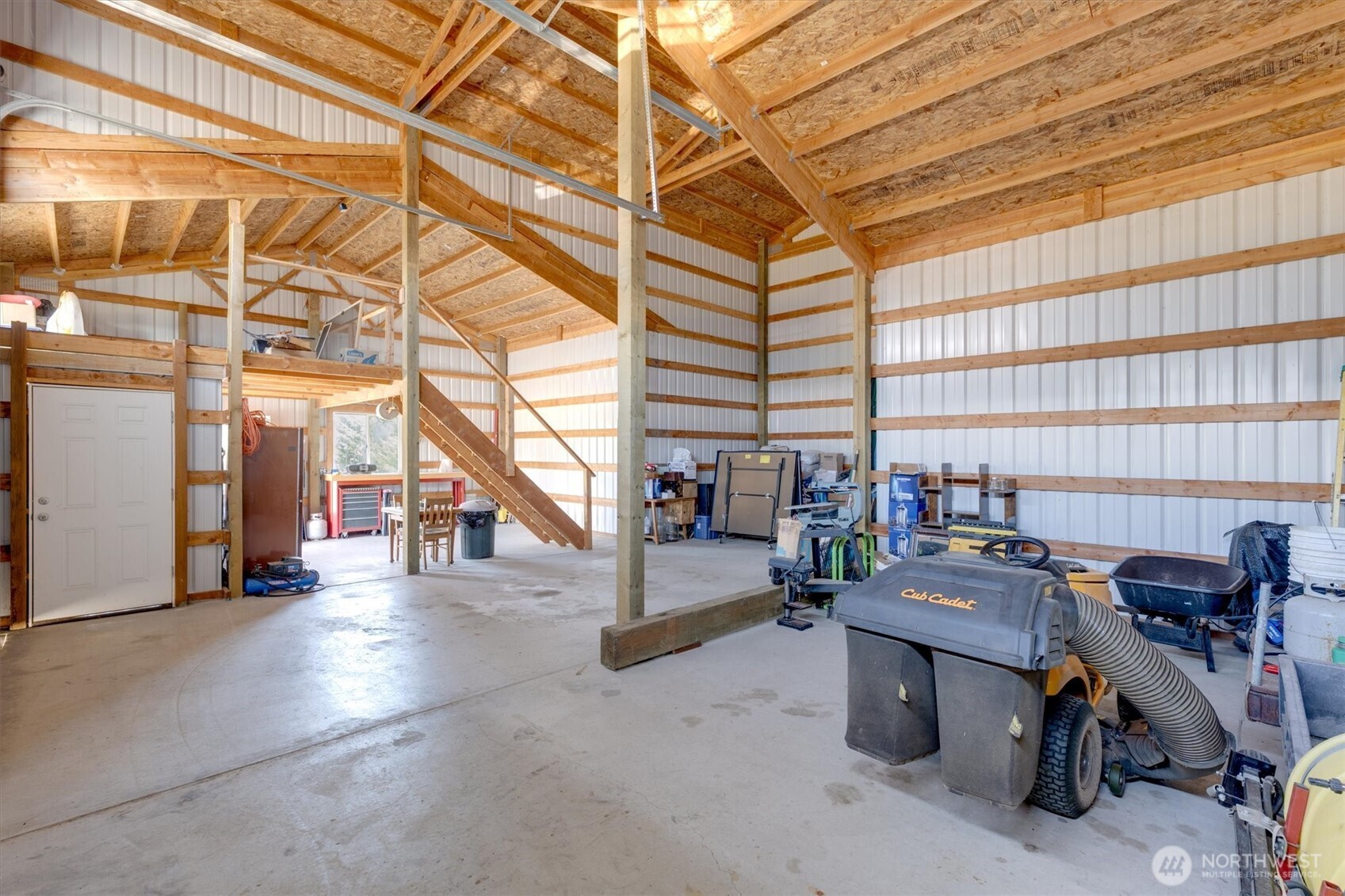 268 South Welcome Slough Road Cathlamet, WA 98612 - Photo 33 of 40