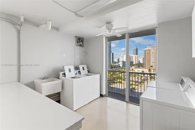 $589,000 | 1980 South Ocean Drive, Unit 8Q, Hallandale Beach, FL 33009