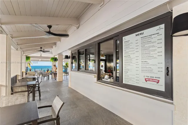 $589,000 | 1980 South Ocean Drive, Unit 8Q, Hallandale Beach, FL 33009