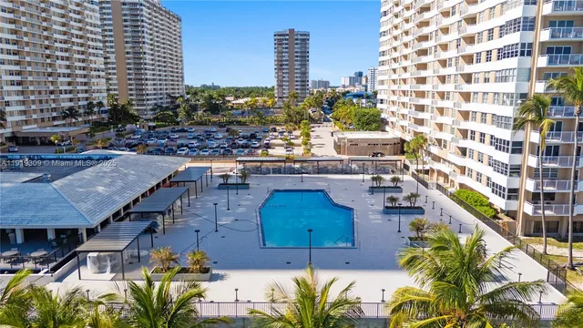 a picture of a city view