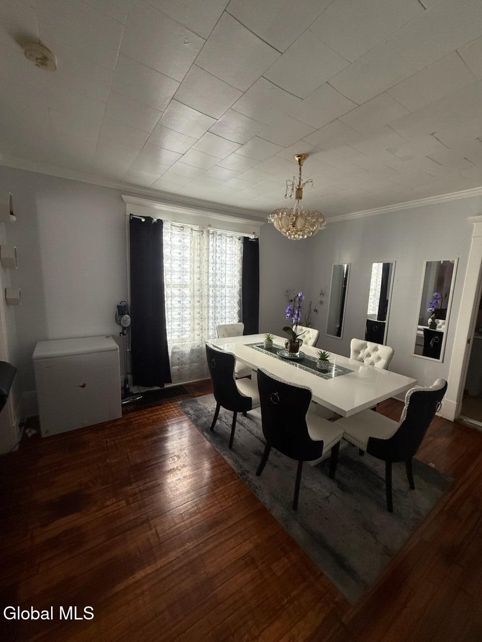 32 Elm Street Schenectady, NY 12304 - Photo 4 of 15 IMG_9839