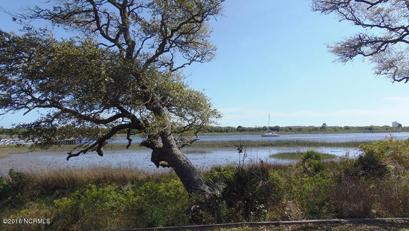 6703 Roberta Road Southwest Ocean Isle Beach, NC 28469 - Photo 6 of 41 P4110011