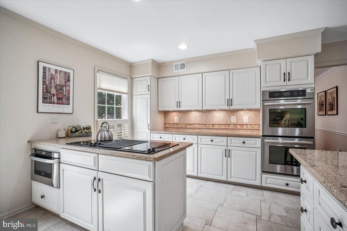 7606 Rustle Ridge Court Fairfax Station, VA 22039 - Photo 17 of 57