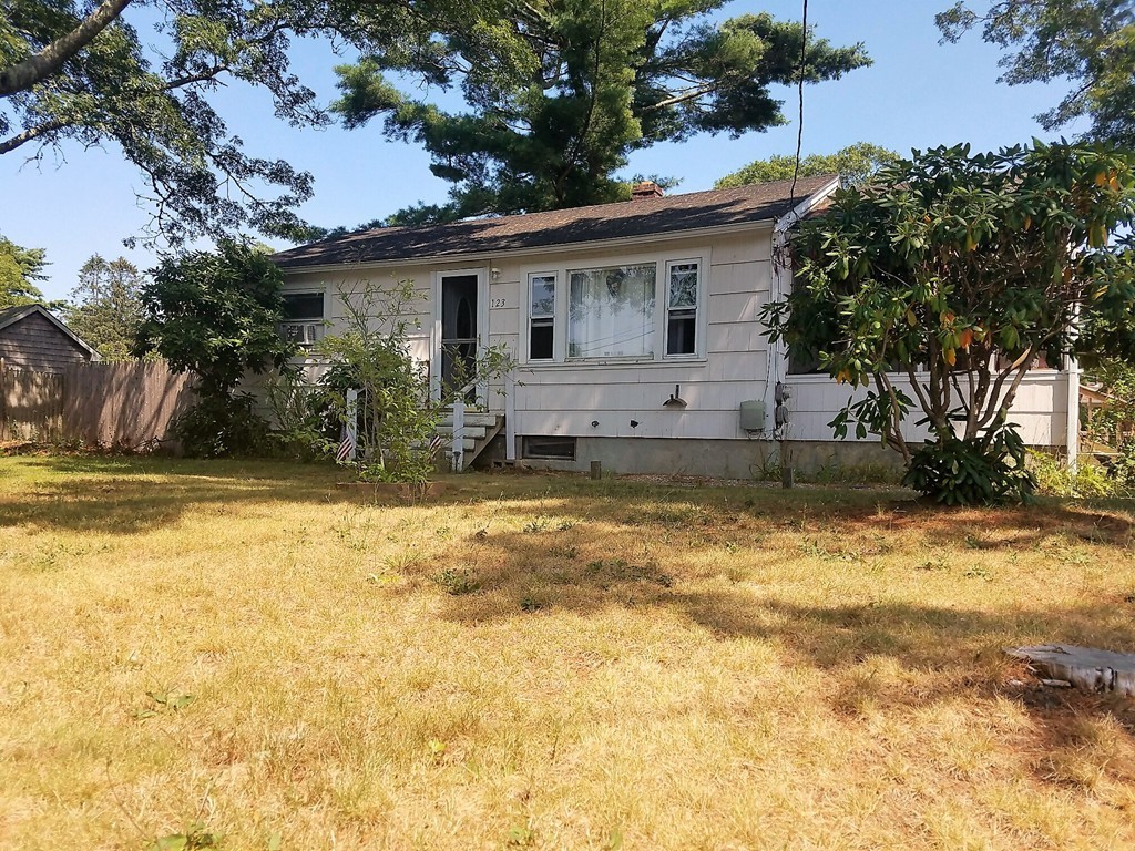 123 Cohasset Road Wareham, MA 02532 - Photo 4 of 19