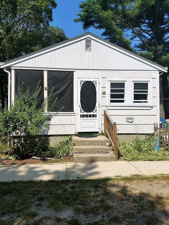 123 Cohasset Road Wareham, MA 02532 - Photo 5 of 19