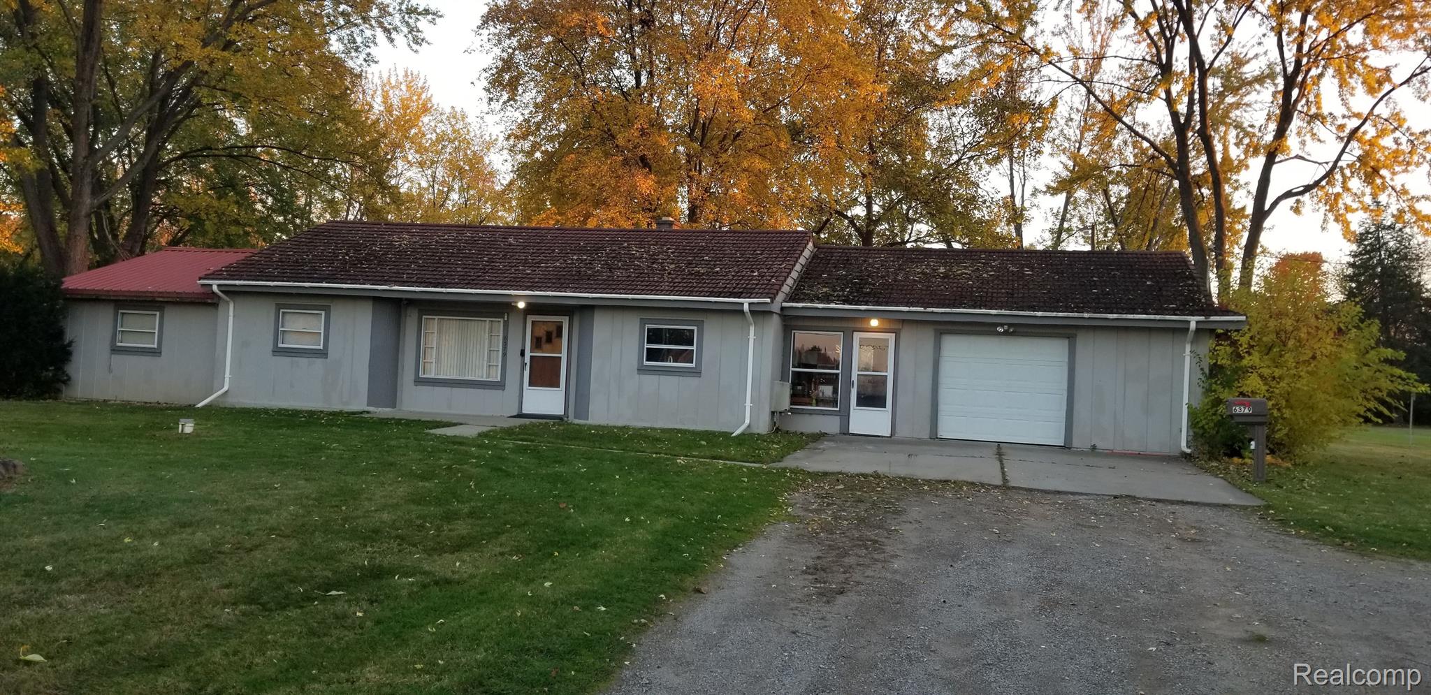 6379 Kelly Road Flushing, MI 48433 - Photo 2 of 22 Gallery Image 2