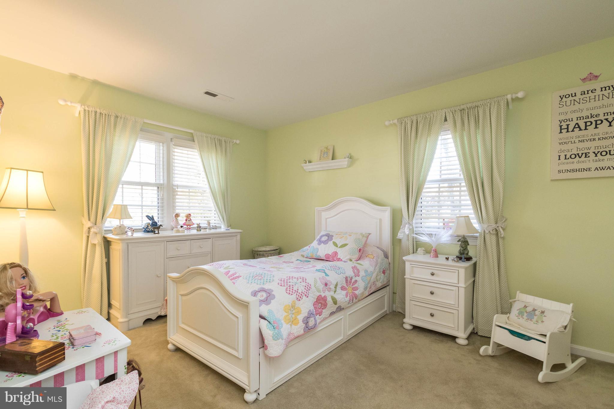 10104 Marshall Pond Road Burke, VA 22015 - Photo 20 of 30 Spacious and light filled