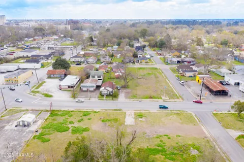 $199,000 | 900-910 Cameron Street, Lafayette, LA 70501