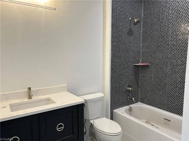 $1,334,030 | 3814 Pinewood Lk Drive, Winston-Salem, NC 27106