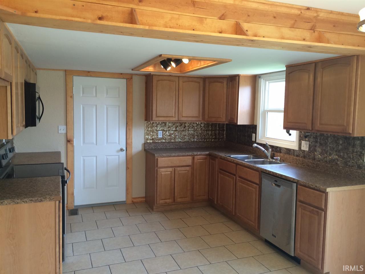 1558 Rabbitsville Road Mitchell, IN 47446 - Photo 8 of 19