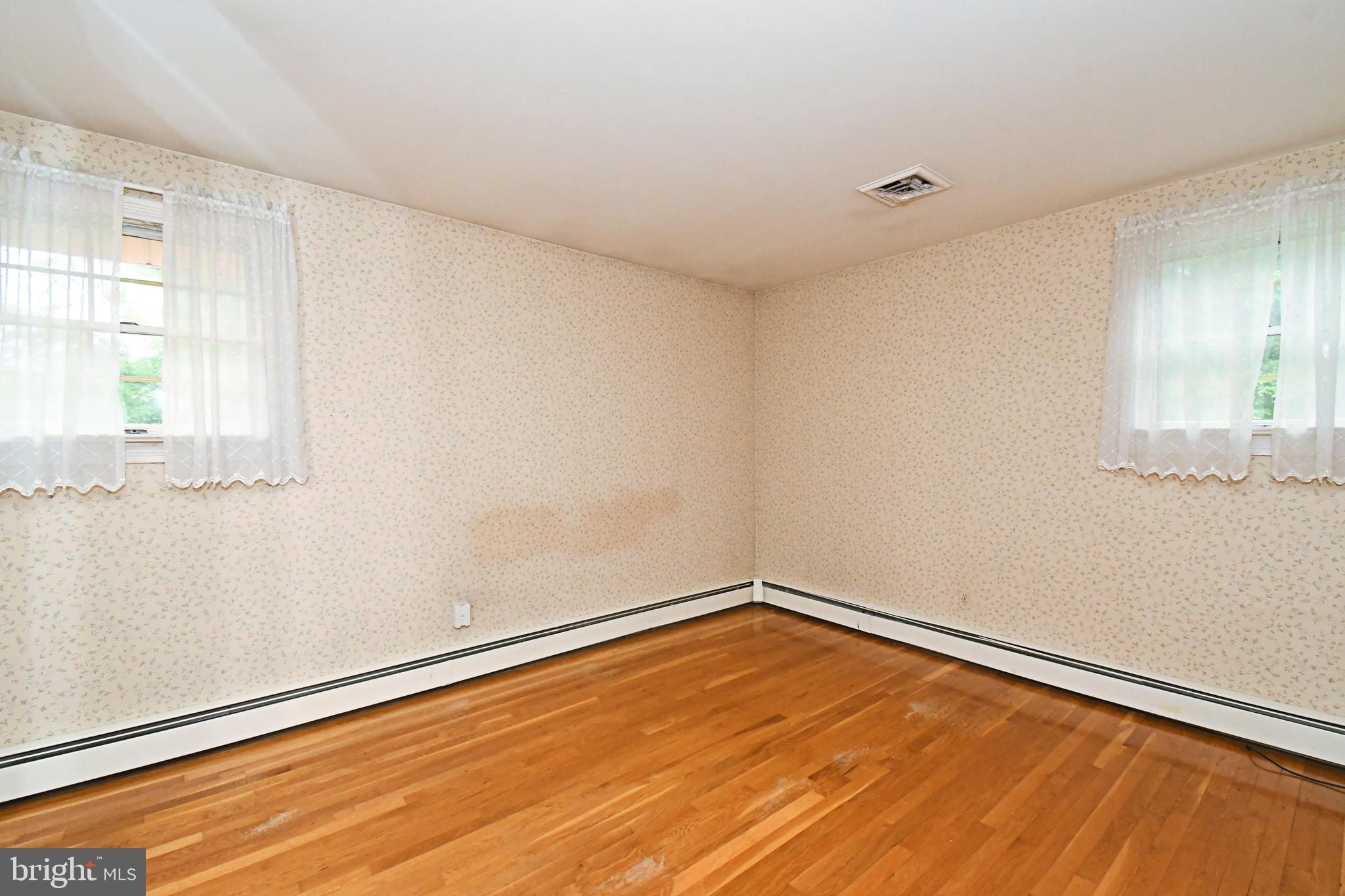 2390 Lenhart Road Colmar, PA 18915 - Photo 13 of 40