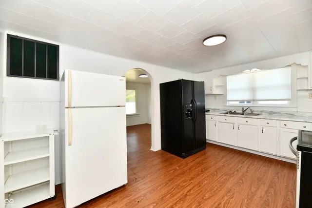 $125,000 | 222 South B Street, Elwood, IN 46036