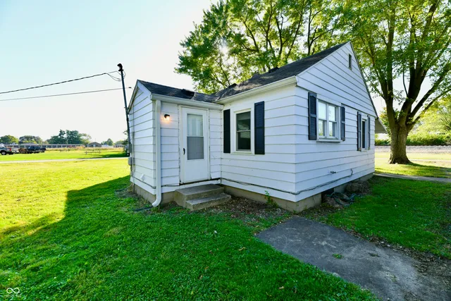 $125,000 | 222 South B Street, Elwood, IN 46036