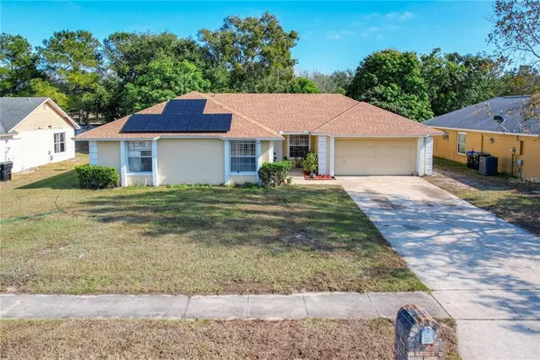 $2,495 | 117 Red Rose Circle, Orlando, FL 32835