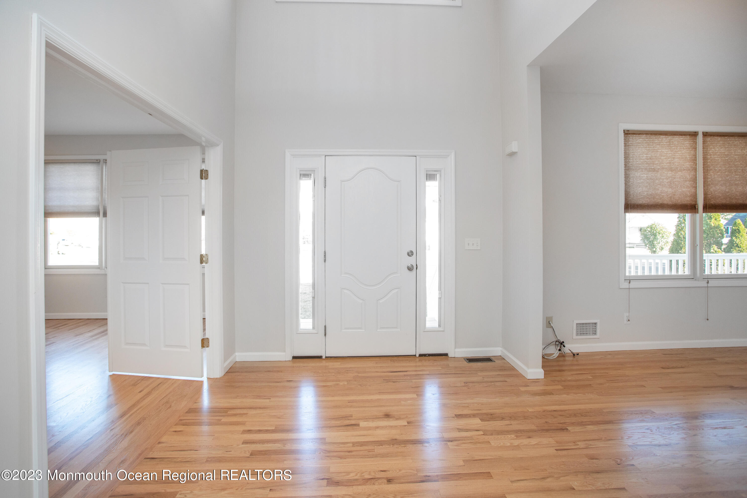 901 Wall Road Spring Lake Heights, NJ 07762 - Photo 4 of 33 2 Story Foyer