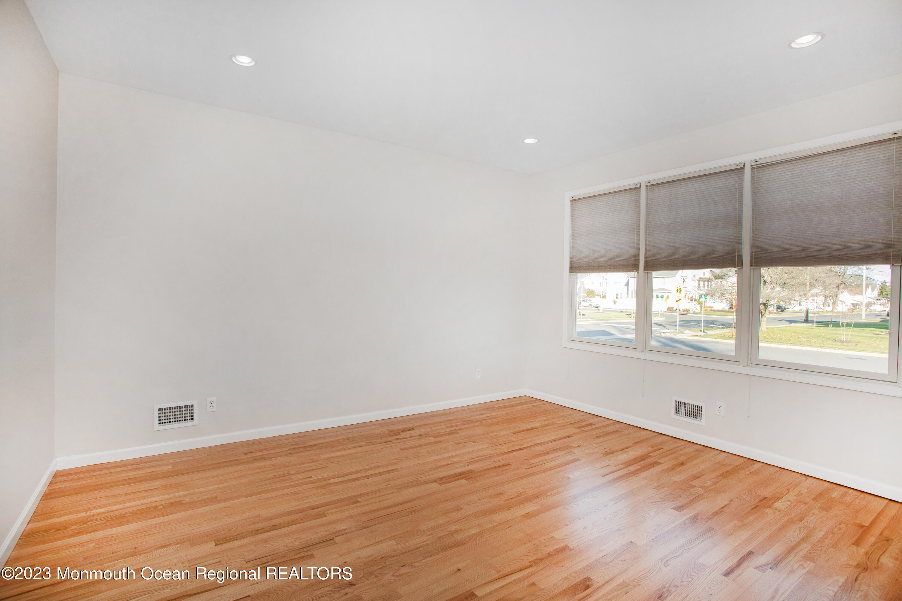 901 Wall Road Spring Lake Heights, NJ 07762 - Photo 10 of 33 1st Fl. Bedroom/Office