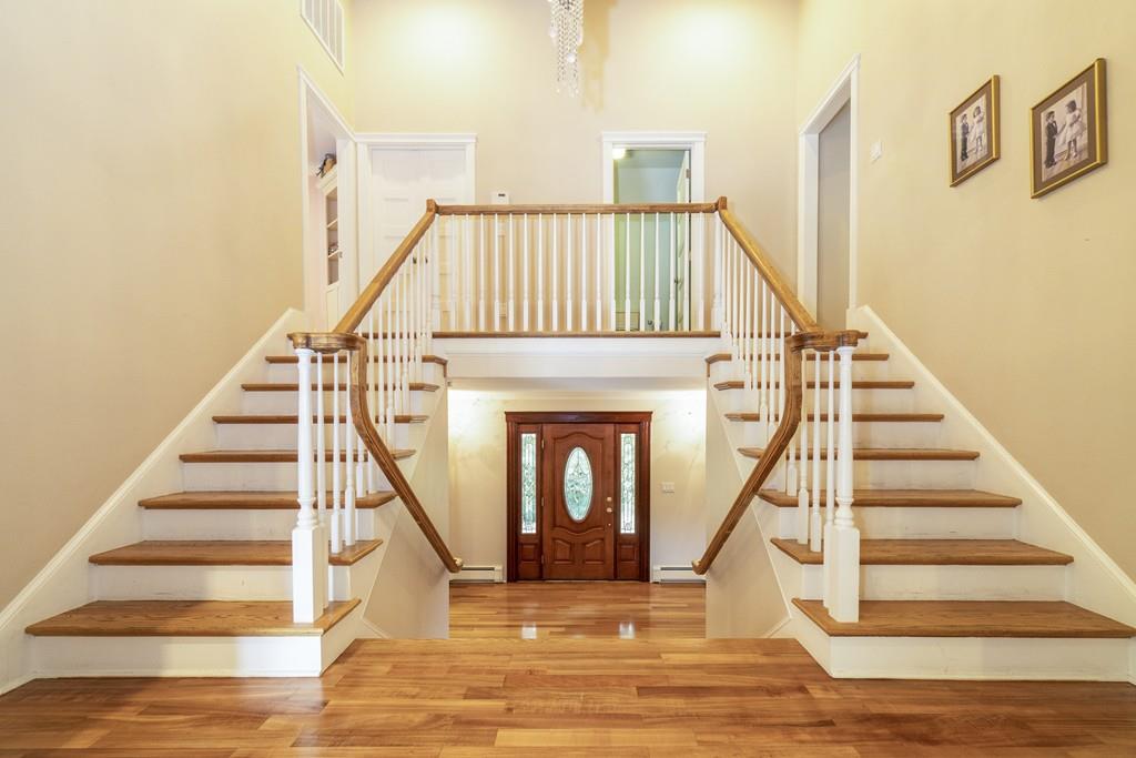 36 Laxfield Road Weston, MA 02493 - Photo 3 of 32