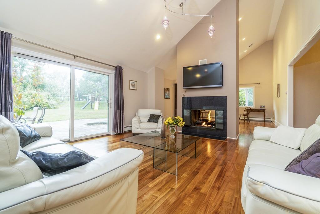 36 Laxfield Road Weston, MA 02493 - Photo 8 of 32