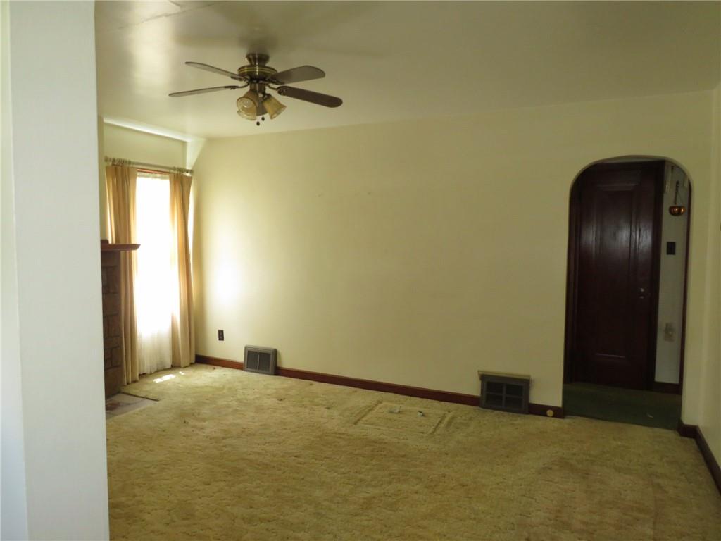 225 North Main Street Houston, PA 15342 - Photo 25 of 28