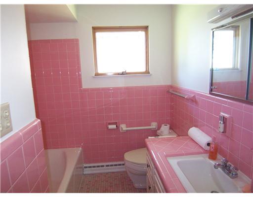 808 Burtner Road Natrona Heights, PA 15065 - Photo 8 of 14 Master Bedroom.